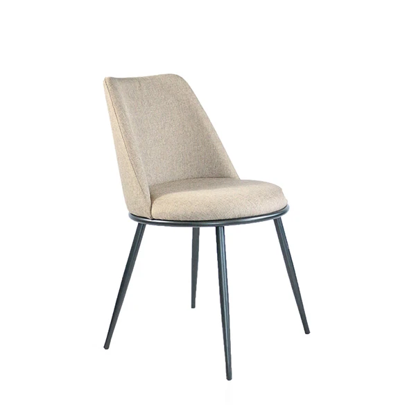 Chaise de salle à manger d